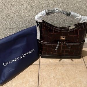 Dooney & Bourke 1C964 CG Zipper Sac